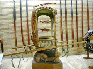 Sedan chair of Pope Leo XIII